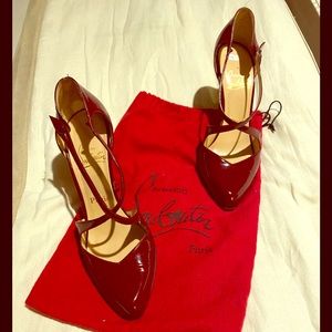 💯Authentic Christian Louboutin Shoes💚💫